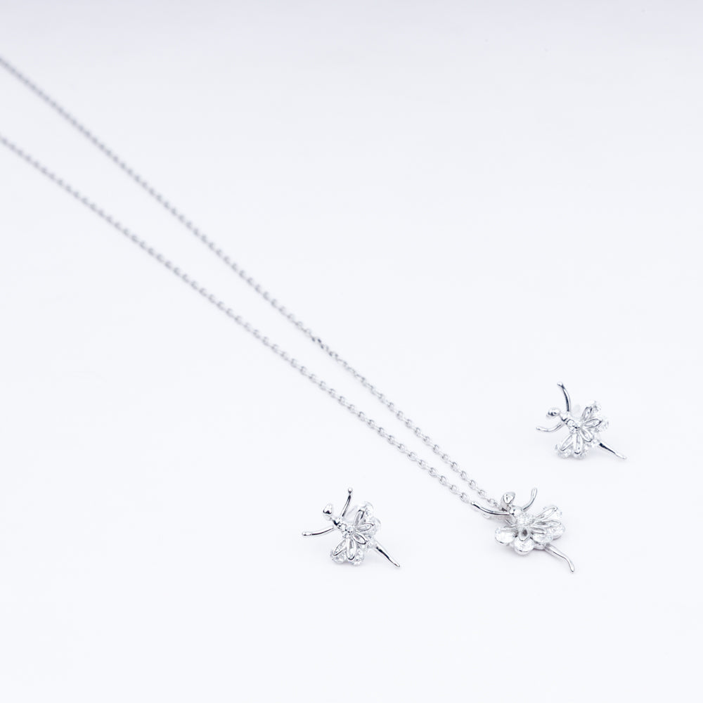 Floral Fantasy Zircon Necklace Set In 925 Sterling Silver