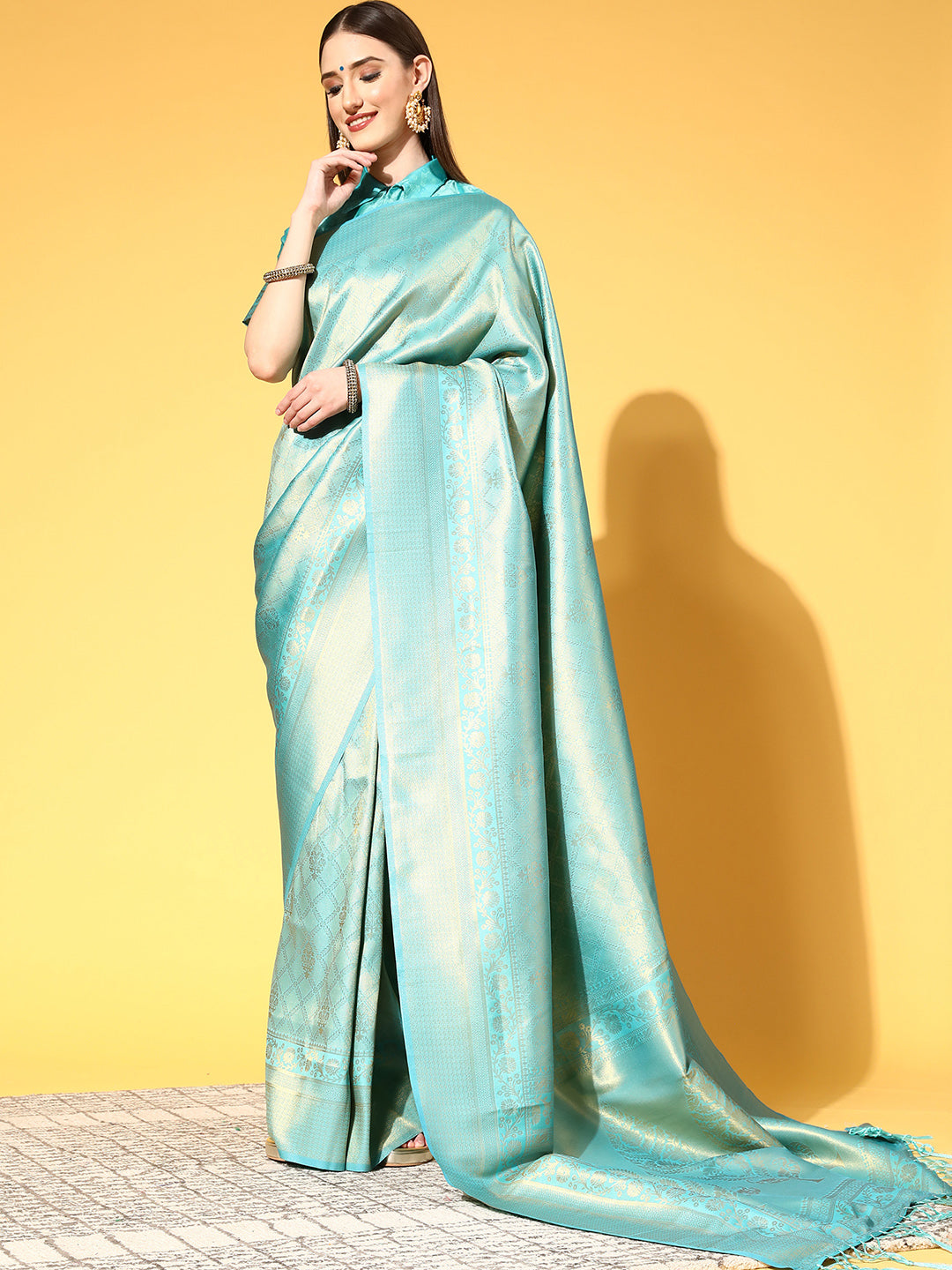 Emerald Glow Silk Blend Sea Green Handloom Saree with Blouse Piece