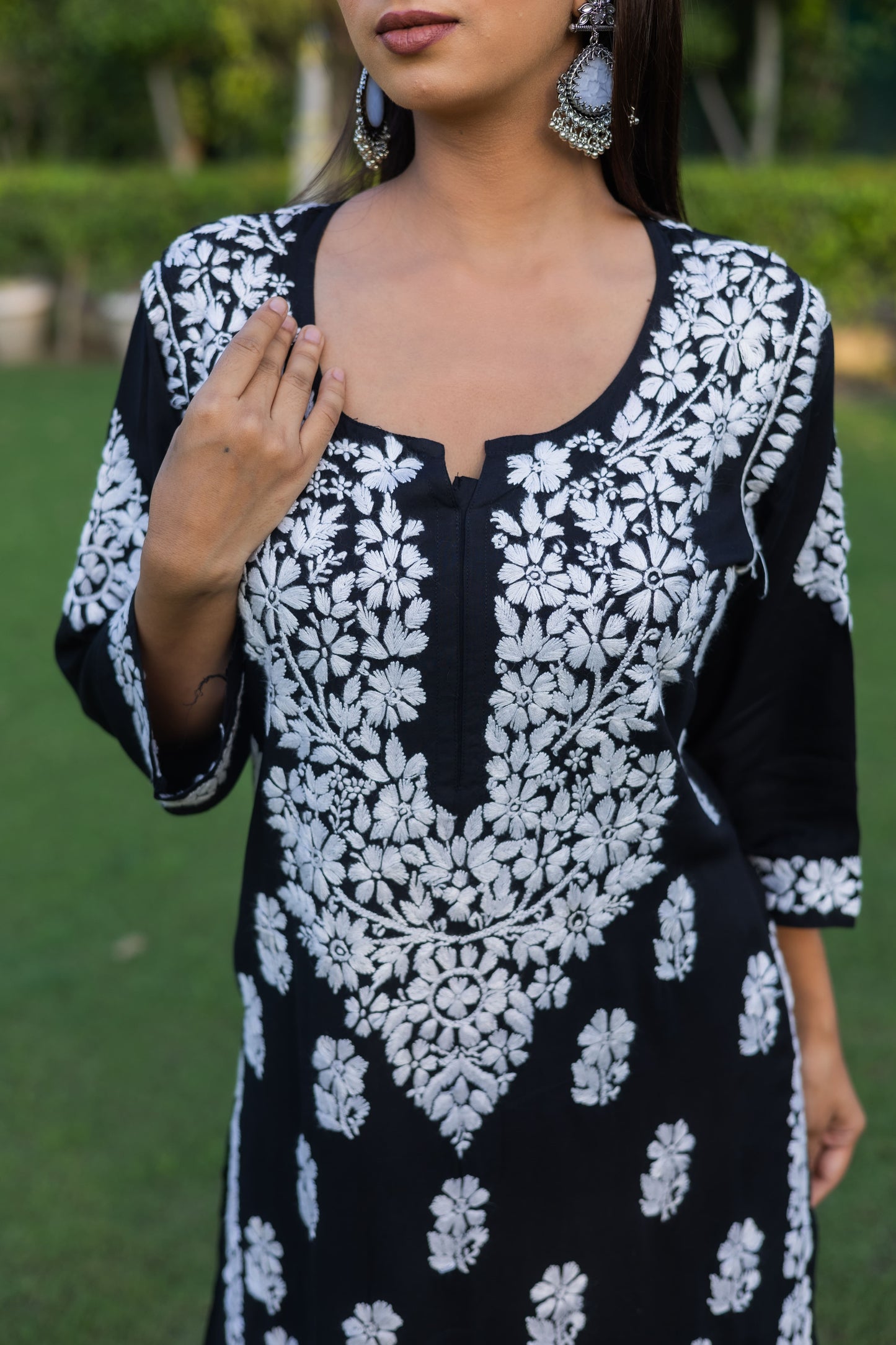 Black Modal Chikankari Solid Women's 2 PC Kurta Set