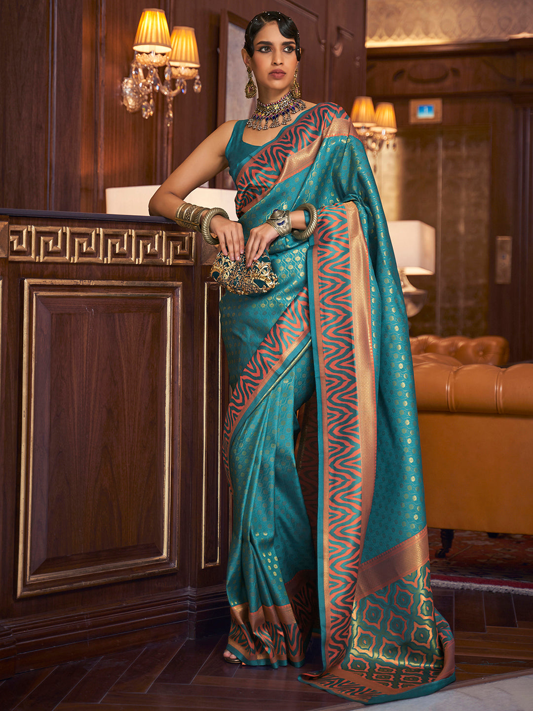 Turquoise Dream Silk Blend Handloom Saree with Blouse Piece