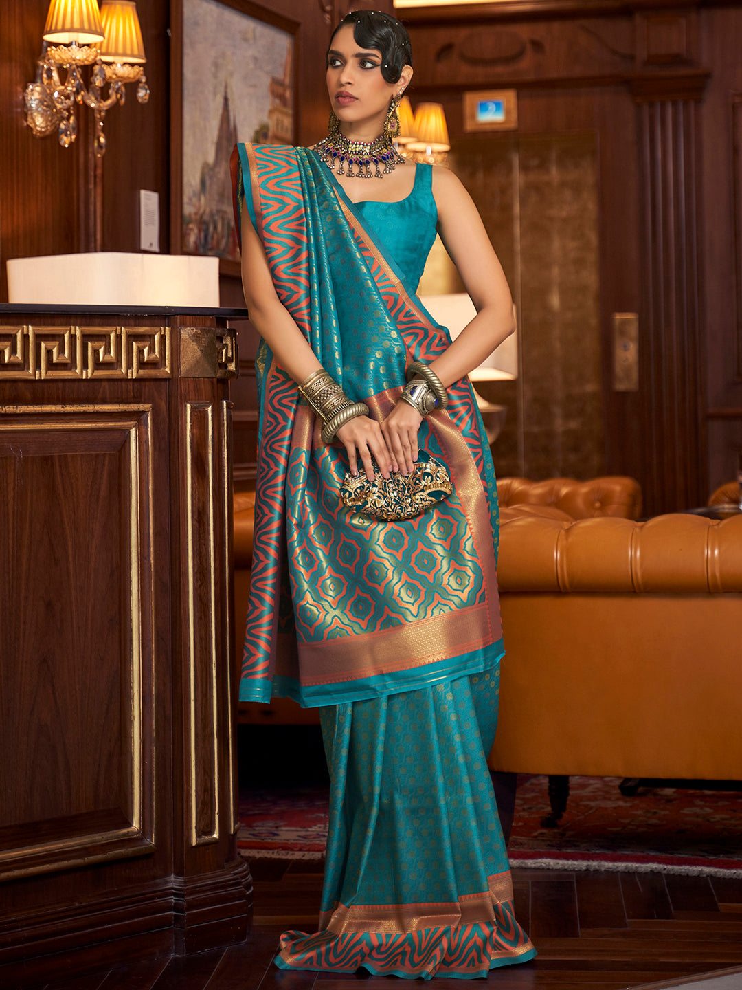 Turquoise Dream Silk Blend Handloom Saree with Blouse Piece