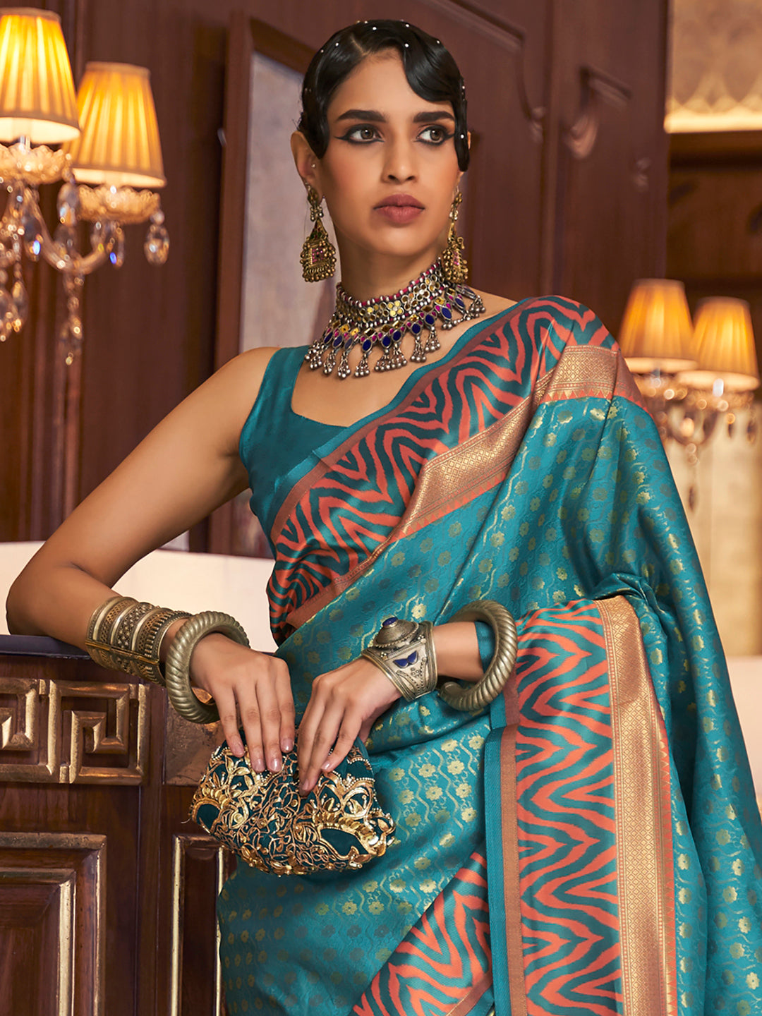 Turquoise Dream Silk Blend Handloom Saree with Blouse Piece